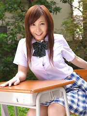 Iyo Hanaki Asian in uniform wants to take classes out of school